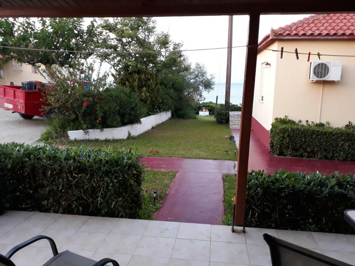 Beach Bungalows Kypseli ภายนอก รูปภาพ